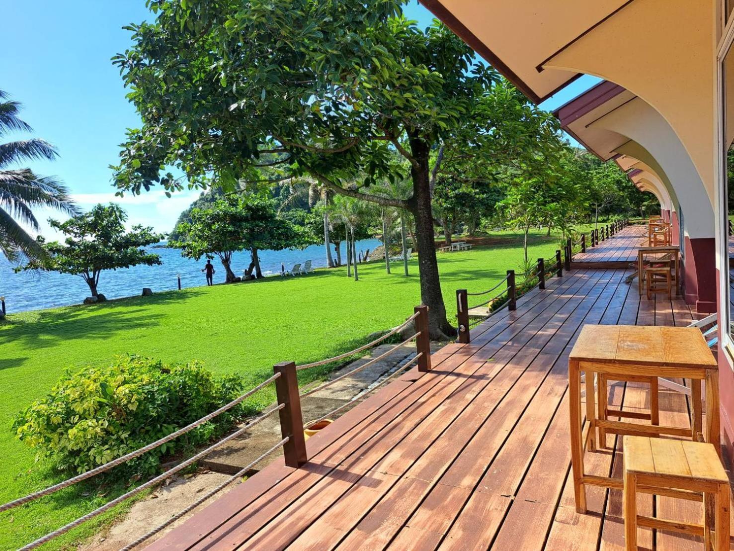 Lomtalay Resort Trat Laem Ngop Exterior photo