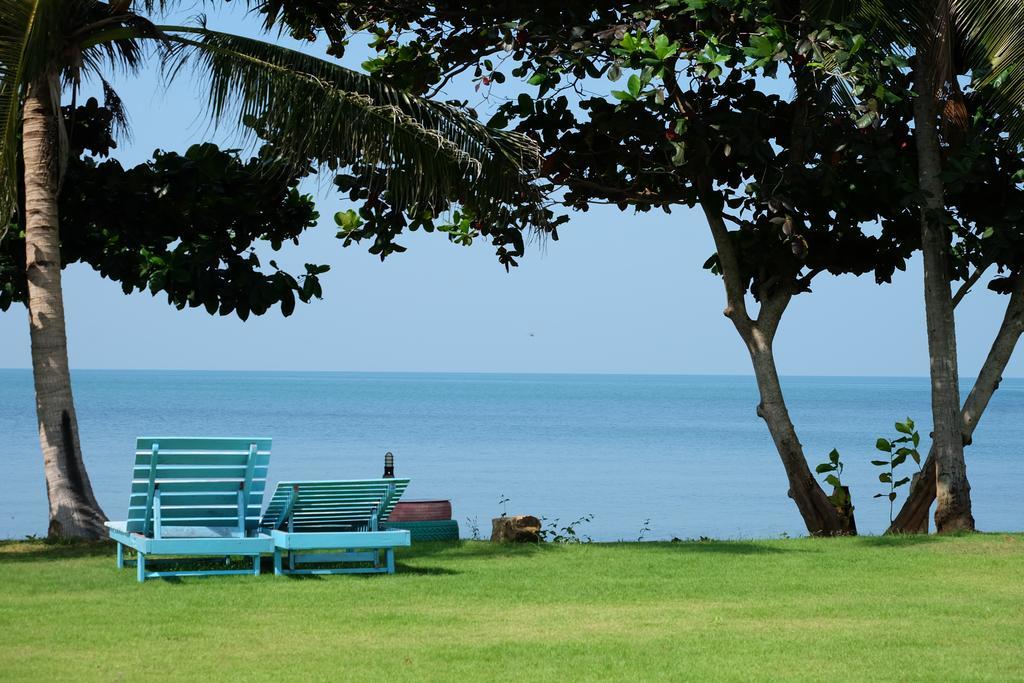 Lomtalay Resort Trat Laem Ngop Exterior photo