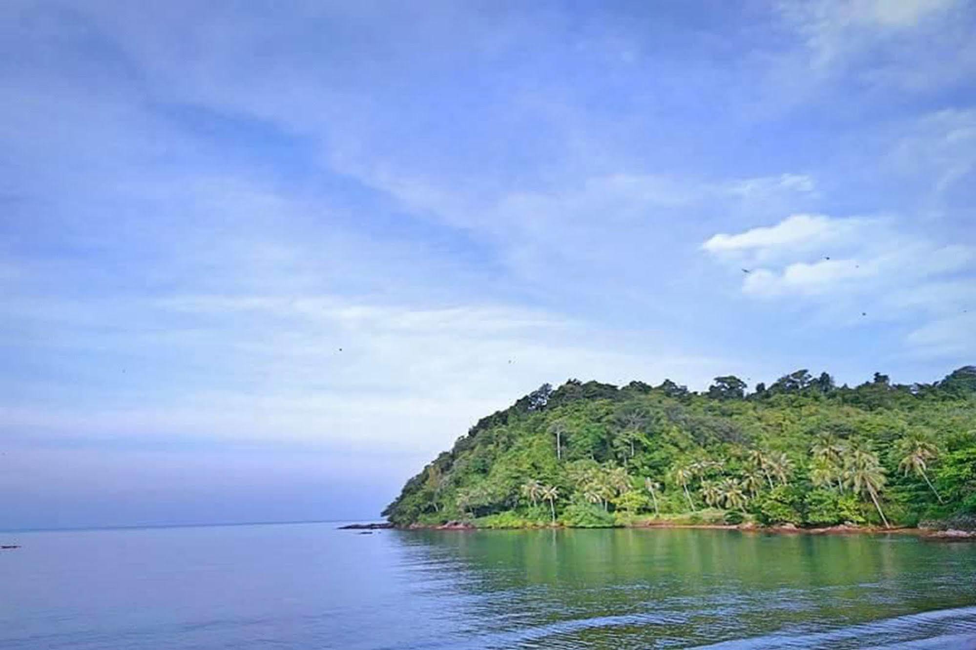 Lomtalay Resort Trat Laem Ngop Exterior photo